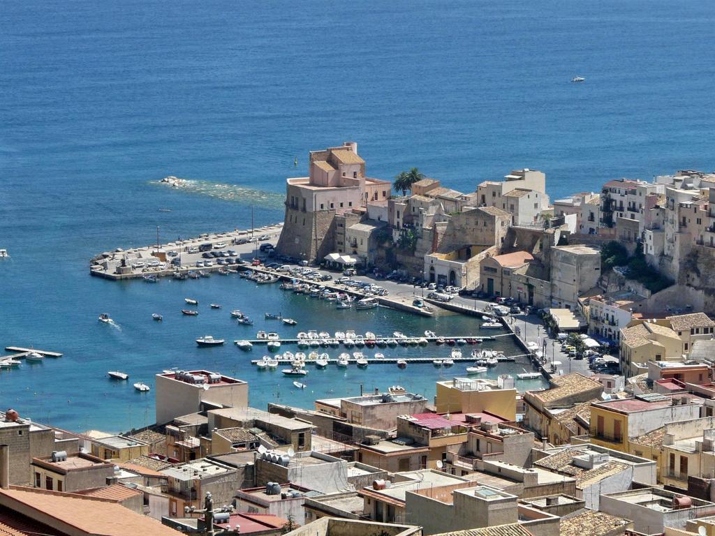 Апартаменты Le Perle Del Golfo Кастелламмаре-дель-Голфо Экстерьер фото